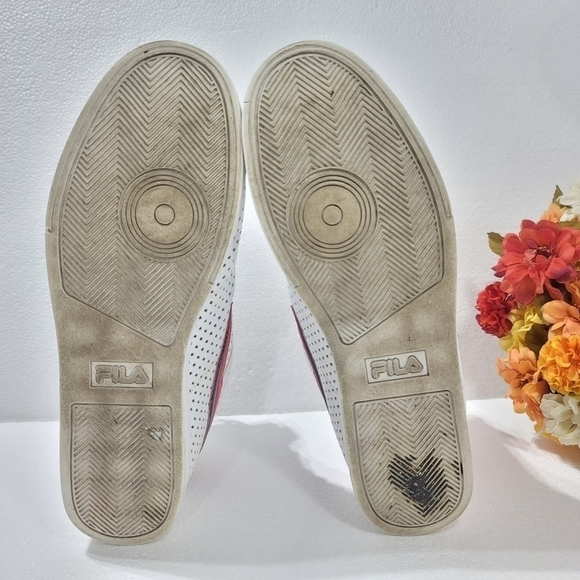 FILA MEN'S WHITE SNEAKERS SZ.11 - Picture 7 of 8